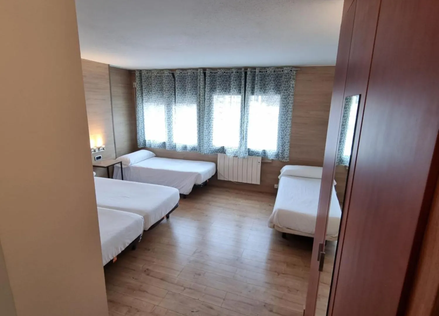 Hotel Avanti Pas De La Casa 3*,